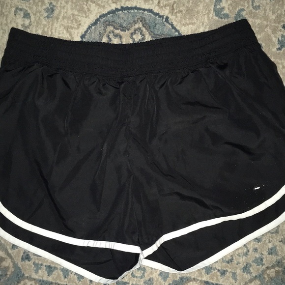 Workout Shorts Bundle - Picture 3 of 5